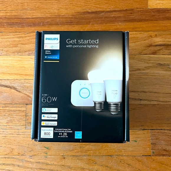 Philips hue Personal Lighting Starter Kit - Picture 1 of 2